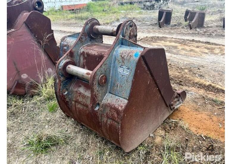 Used Hyundai Excavator Digging Bucket 900mm Excavator Bucket in ...