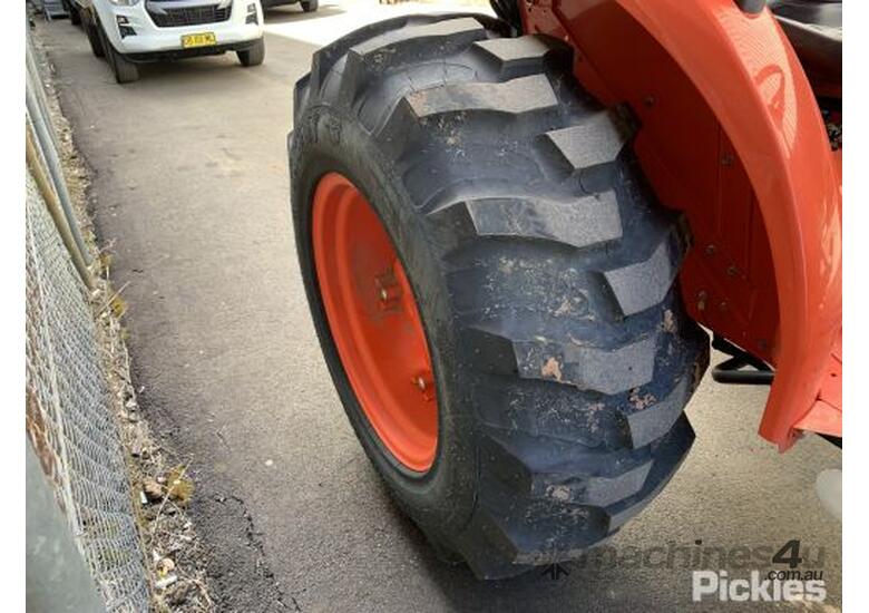 Used Kubota MX5200 4WD Tractors 079hp in , Listed on Machines4u
