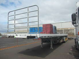 2012 HOWARD PORTER SEMI TRAILER - picture0' - Click to enlarge