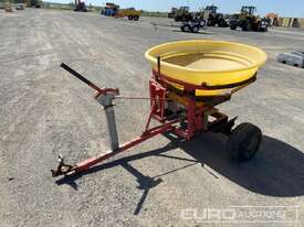 Trailor Mounted Fertiliser Spreader, Poly Hopper - picture0' - Click to enlarge