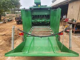 Bale chopper and blower - picture0' - Click to enlarge