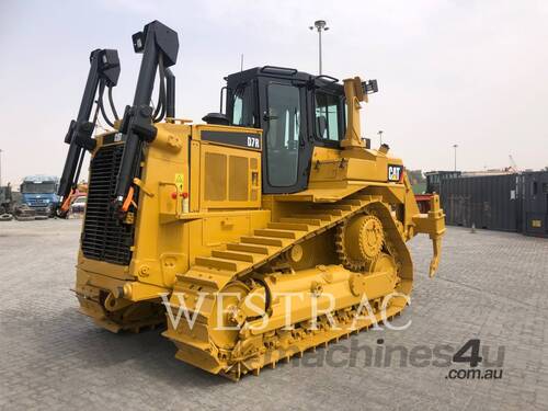 CATERPILLAR D7R Track Type Tractors