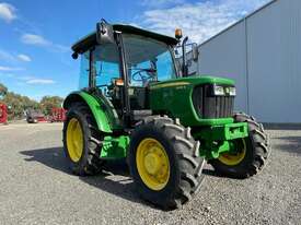 John Deere 5055E MFWD Cab - picture0' - Click to enlarge