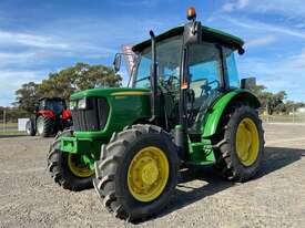 John Deere 5055E MFWD Cab - picture2' - Click to enlarge