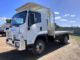 2010 ISUZU FSS 550 TRUCK - picture2' - Click to enlarge