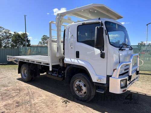 2010 ISUZU FSS 550 TRUCK