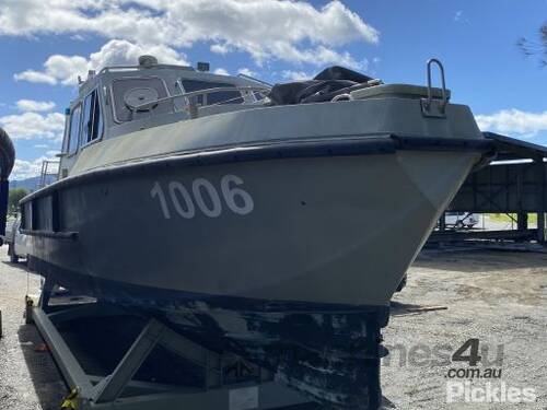 1992 Survey Motor Boat Fantome Aluminum Boat