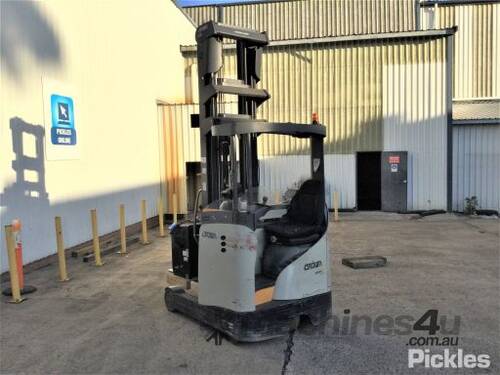 Crown High Reach Forklift