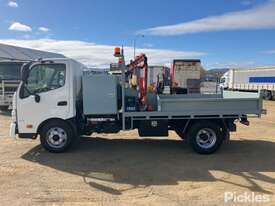 2013 Hino 300 917 Tipper Utility - picture2' - Click to enlarge