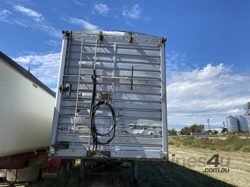 caption OPHEE WALKING FLOOR TRAILER