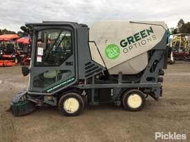 2009 Tennant 636HS Green Machine Street Sweeper - picture2' - Click to enlarge