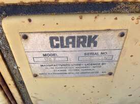 Clark 125B Wheel Loader - picture1' - Click to enlarge