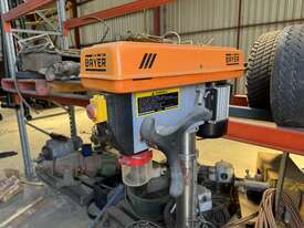 Bayer Pedestal Drill - picture2' - Click to enlarge