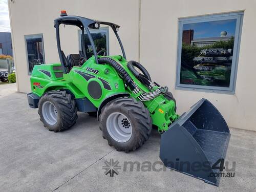 Avant 850 Articulated Compact Loader w Telescopic Boom
