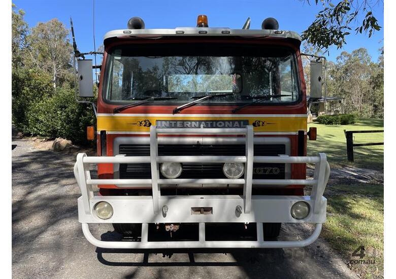 caption 1978 INTERNATIONAL ACCO F3070B PRIME MOVER