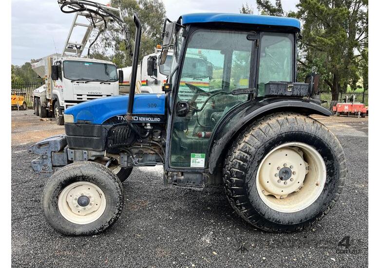 Used 2000 New Holland EX COUNCIL 2000 NEW HOLLAND TN65D TRACTOR
