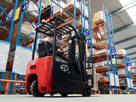 EFS151 3-WHEEL ELECTRIC COUNTERBALANCE FORKLIFT 1.5T - picture1' - Click to enlarge