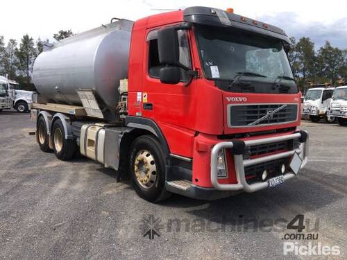 2009 Volvo FM MK2 Fuel Tanker