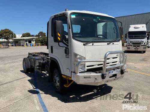 2008 Isuzu NPS Cab Chassis