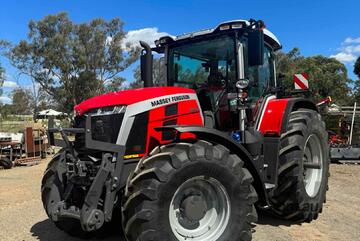 Massey Ferguson 8S 205 VT Exclusive Tractor