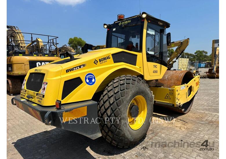 caption BOMAG BW213D-5 Vibratory Single Drum Smooth