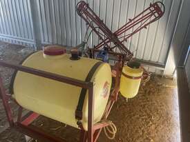 Hardi PU400, Ute Mounted Boom Spray,

400Ltr Tank, Recoila Hose Reel With Wand, Powered By Honda GX1 - picture1' - Click to enlarge
