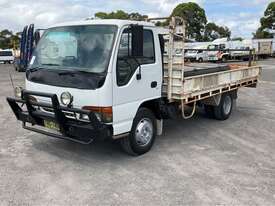 1995 Isuzu NPR 66 Table Top - picture1' - Click to enlarge