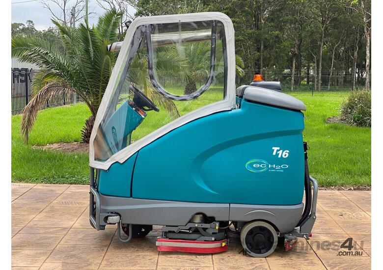 Tennant T16 Sweeper Sweeping/Cleaning