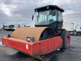 2005 Dynapac CA302D Articulated Smooth Drum Roller - picture1' - Click to enlarge