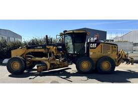 2011 CATERPILLAR 12M GRADER - picture2' - Click to enlarge