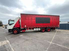 2015 Volvo FE Series Curtainsider Day Cab - picture2' - Click to enlarge