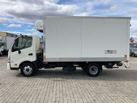 2017 Hino 300 816 Refrigerated Pantech - picture2' - Click to enlarge