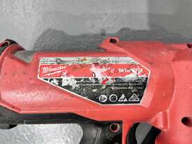 Milwaukee cordless framing nailer - picture0' - Click to enlarge
