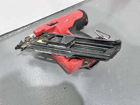 Milwaukee cordless framing nailer - picture2' - Click to enlarge