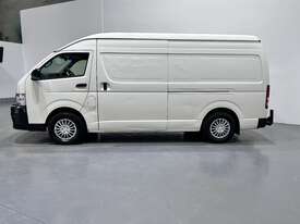 2012 Toyota Hiace  Diesel - picture1' - Click to enlarge