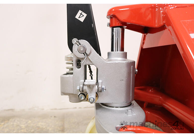 caption 1220 x 685mm 3000kg Hand Pallet Jack/Truck