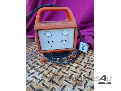 TRADE TOOLS Circuit Breaker Powerboard