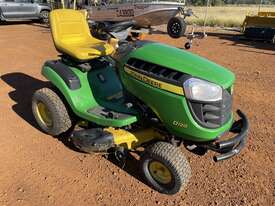 John Deere Ride on Mower - picture0' - Click to enlarge