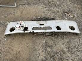 Mack Front Bumper - picture0' - Click to enlarge