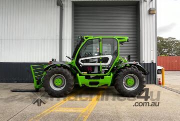 Merlo Telehandler: Multifarmer 44.7CS - 170 The Ultimate Tractor-Telehandler Hybrid