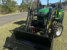 AgKing - 40HP Tractor ROPS 4WD AK404 with FEL & 4in1 Bucket - Packages Available - picture2' - Click to enlarge