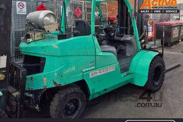 ACTIVE FORKLIFTS - 5 Ton Mitsubishi Forklift | 6M Height | LPG | Side Shift included!