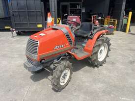 Kubota Tractor (Front Wheel Assist) - picture1' - Click to enlarge