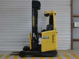 HYSTER R1.6  Reach Stacker - picture0' - Click to enlarge