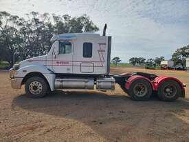 Primemover Freightliner Century Class - picture1' - Click to enlarge