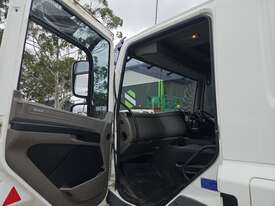 2017 DAF CF 85.510 CF 8x4 Tray Truck (34T GVM) (AUTO) - picture0' - Click to enlarge