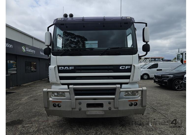 caption 2017 DAF CF 85.510 CF 8x4 Tray Truck (34T GVM) (AUTO)