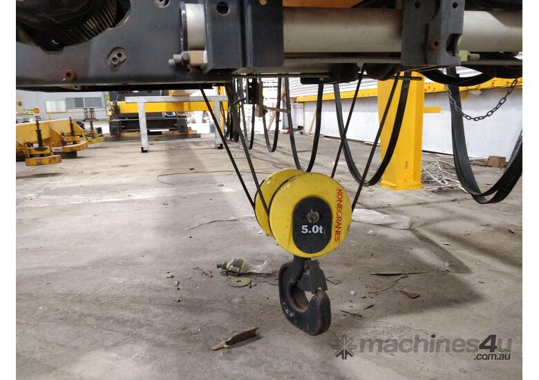 caption Overhead Travelling Gantry Cranes