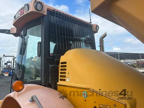 caption 2015 Hydrema 912 ES Articulated Dump Truck