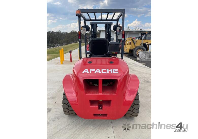 Apache 3 Ton All Terrain High Mast Forklift